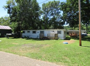 451 River View Rd, Guttenberg, IA 52052