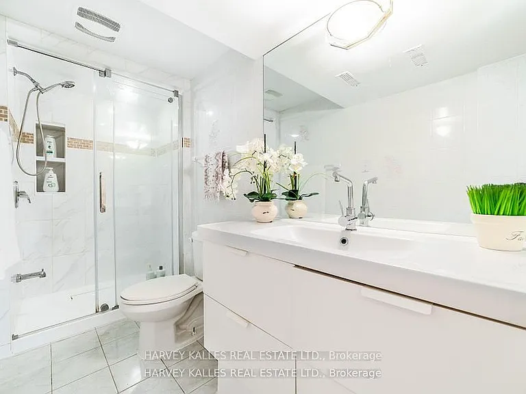 139 Kingsdale Ave — Photo 21