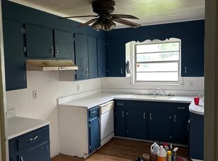 309 Jones St, Newhebron, MS 39140