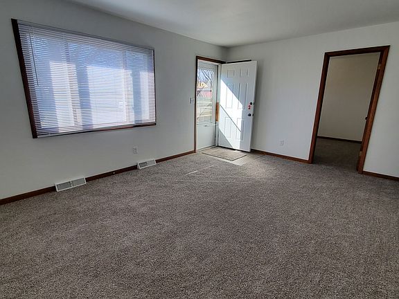 2nd image of 5507 42nd Ave #1