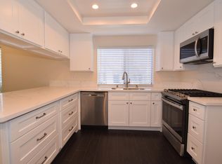 207 McAfee Ct, Thousand Oaks, CA 91360