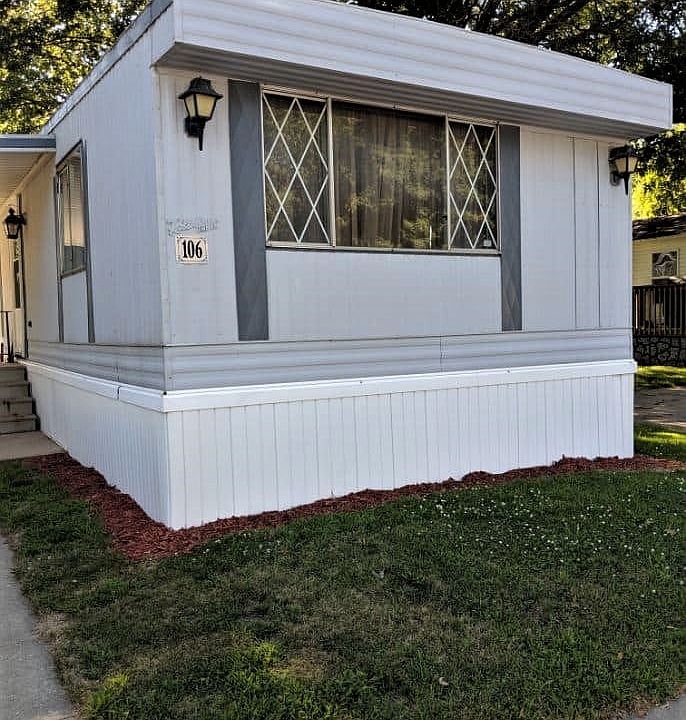 1st image of 106 Wren Ave