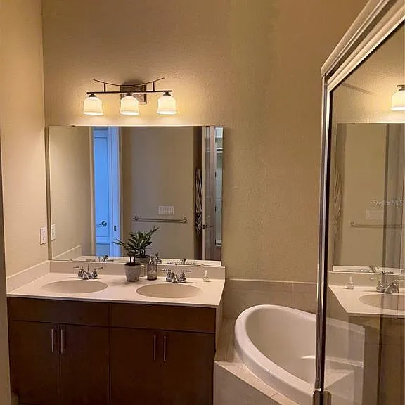 1009 Elmwood St #1009 — Photo 17