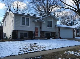 1936 Driftwood Trails Dr, Florissant, MO 63031