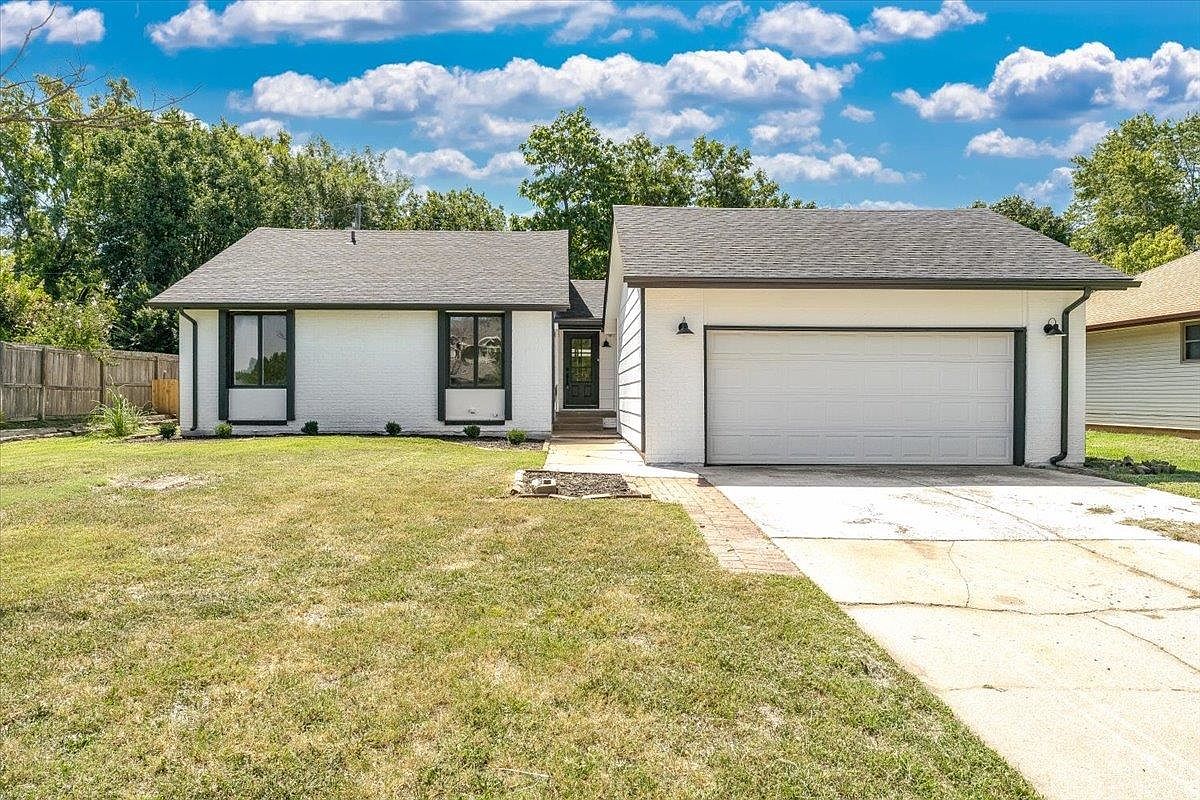5613 E Shadybrook St, Wichita, KS 67208 | Zillow