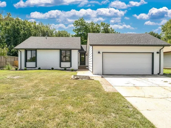5613 E Shadybrook St, Wichita, KS 67208