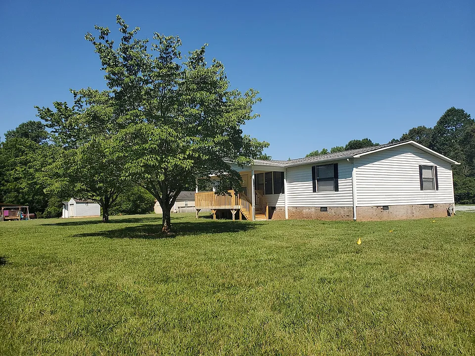 651 Gibson Rd