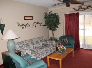 48 Cooper Memorial Dr #103, Lincoln, NH 03251