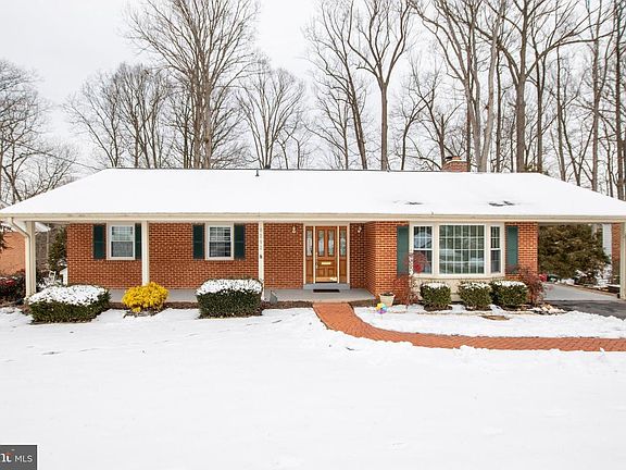 2nd image of 8212 Briar Creek Dr
