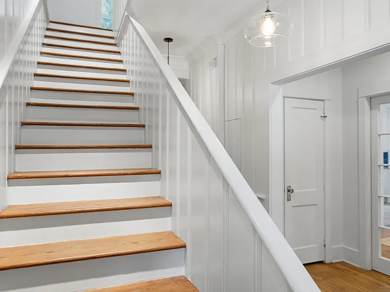 2424 Middle St — Photo 36