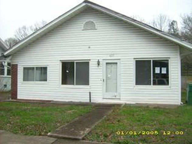1st image of 420 N 5th St