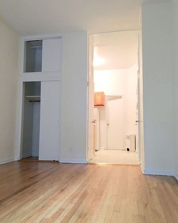 2nd image of 440 E 77th St APT 1D