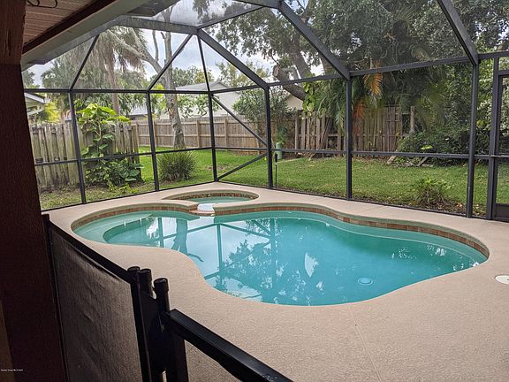 5th image of 3883 Tanglewood Cir