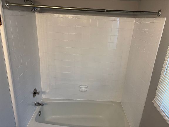 2nd image of 10430 Mayfield Ave #2C