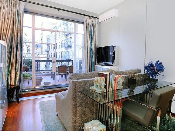 2nd image of 770 Madison Ave