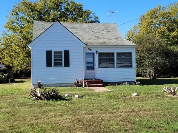 23028 Banks Rd, Cape Charles, VA 23310
