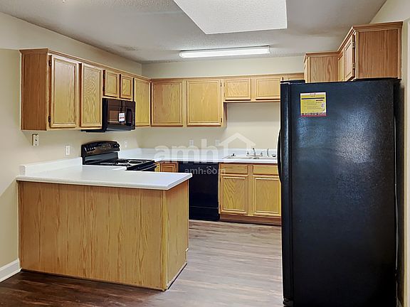 3rd image of 5901 King William Dr