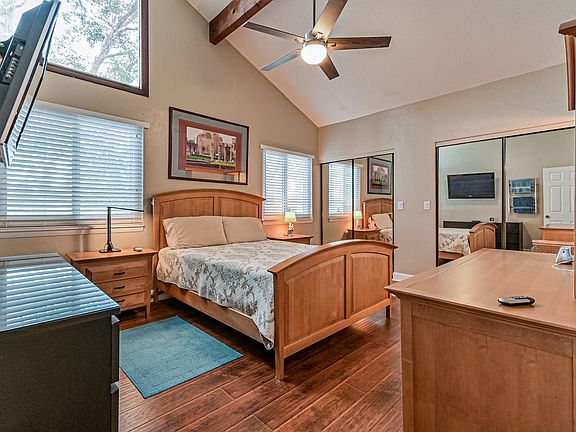 3rd image of 238 Ashford Ct