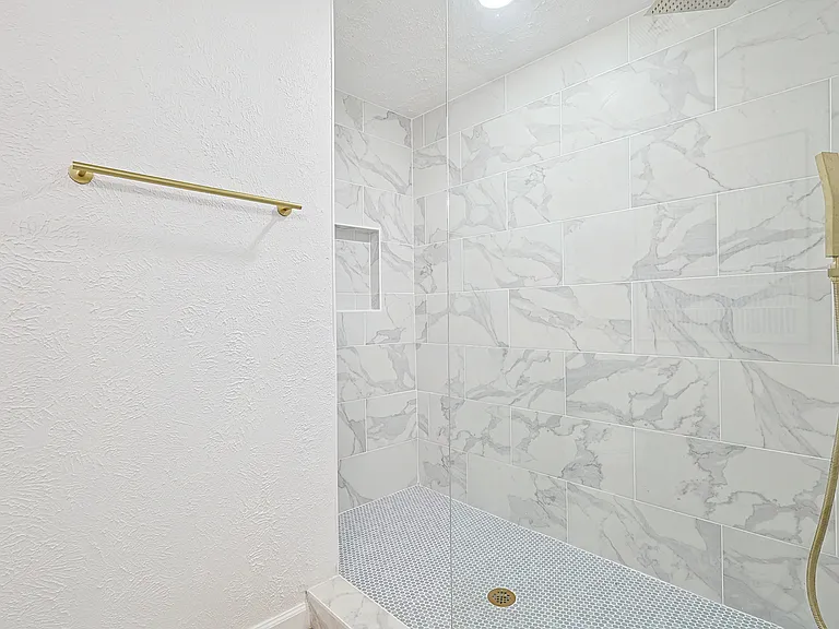 260 McGraw Ln — Photo 19