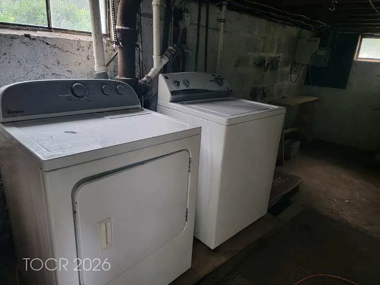 295 Lincoln Ave — Photo 5