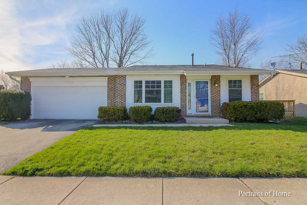 5S764 Malibu Ln photo 1