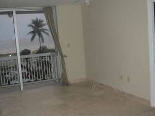 5th image of 401 Ocean Dr APT 406