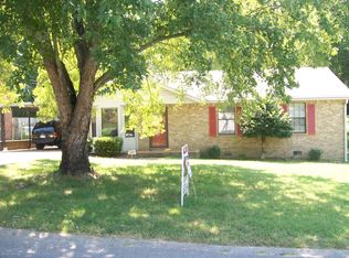 537 Judd Dr, Nashville, TN 37218