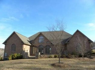 114 Knollcrest Dr, Pinnacle, NC 27043