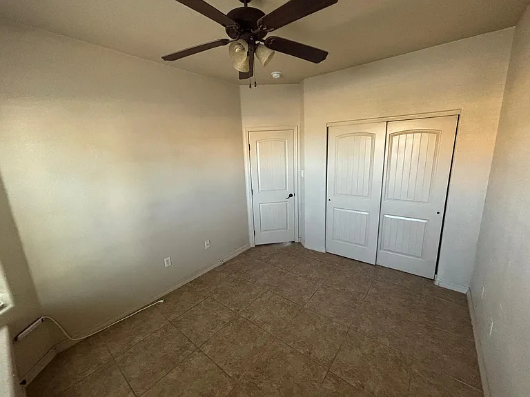 1427 N Avenida Serenidad Ave — Photo 15