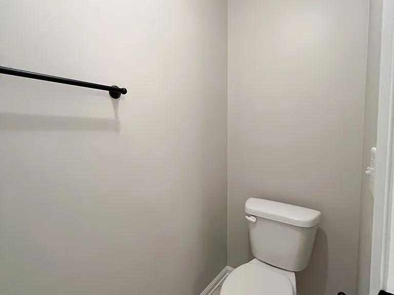 358 Chalet Cir — Photo 24