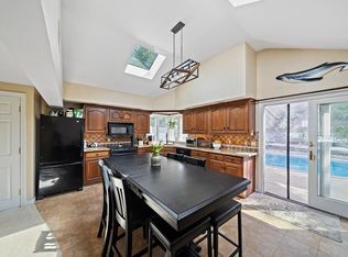 154 Jaffrey St, Weymouth, MA 02188