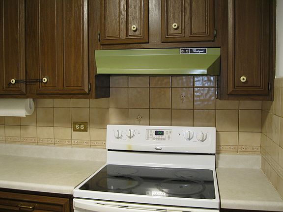 4th image of 2317 N Neva Ave APT 206A