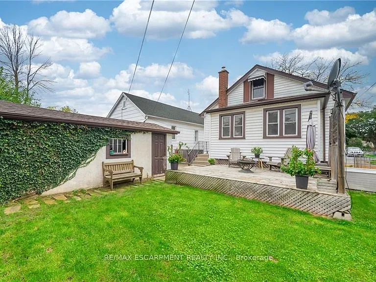 22 Concord Ave — Photo 12