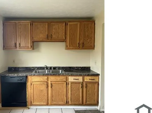 4878 Banbury Ct APT 18, Warrensville Heights, OH 44128