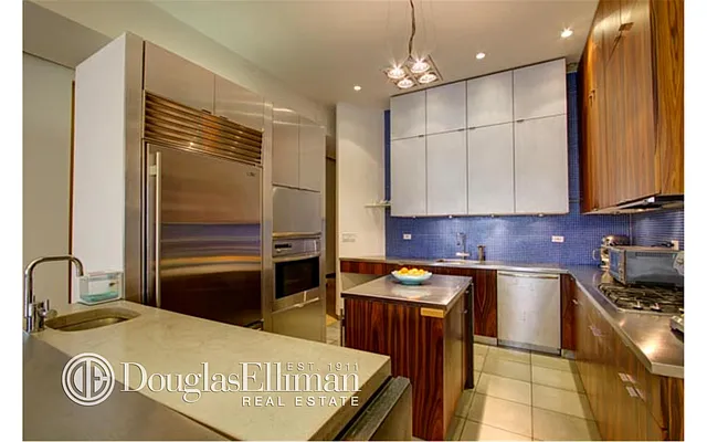 Rented by Douglas Elliman | media 13
