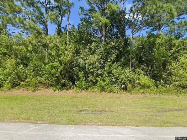 1073 SW Calmar Avenue, Port St Lucie, FL 34953