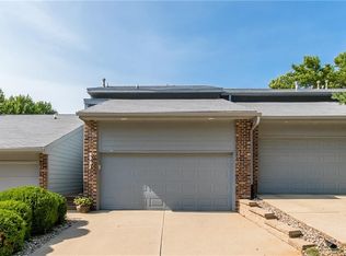 4931 Woodland Ave #4931, West Des Moines, IA 50266