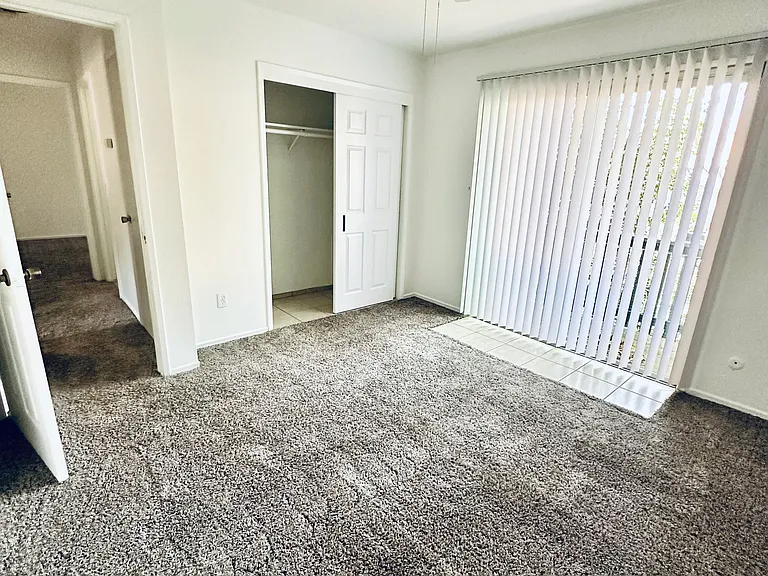 1707 W Swain Rd #0 — Photo 15