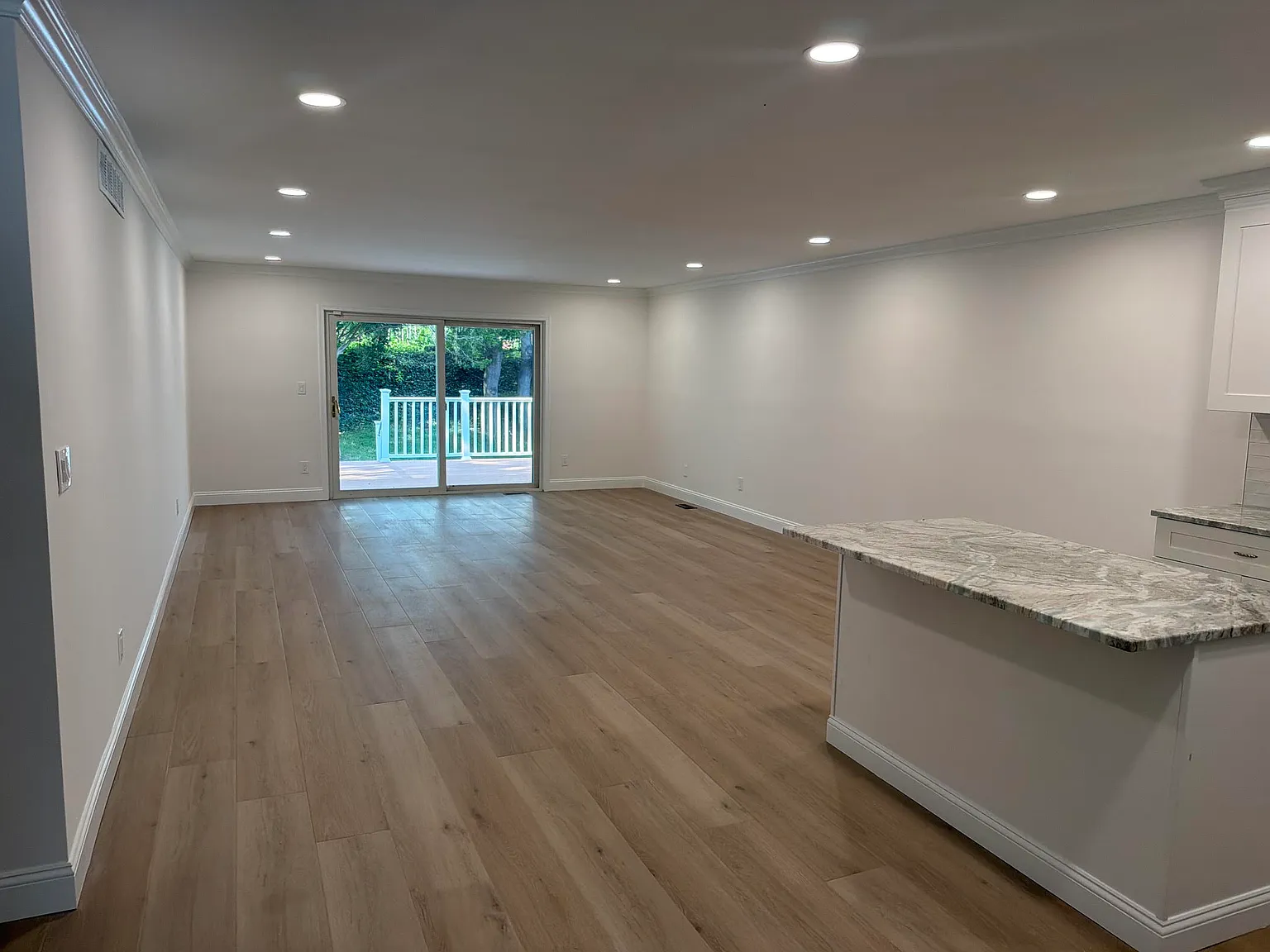 2 bed, 1280 sqft, $3,700 — Photo 3