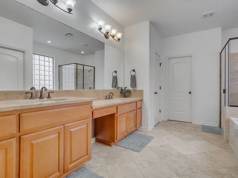12221 Montclair Bnd — Photo 23