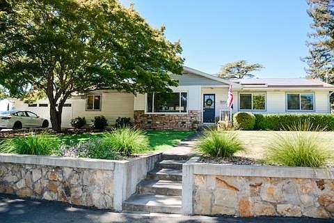3rd image of 1032 Petra Dr