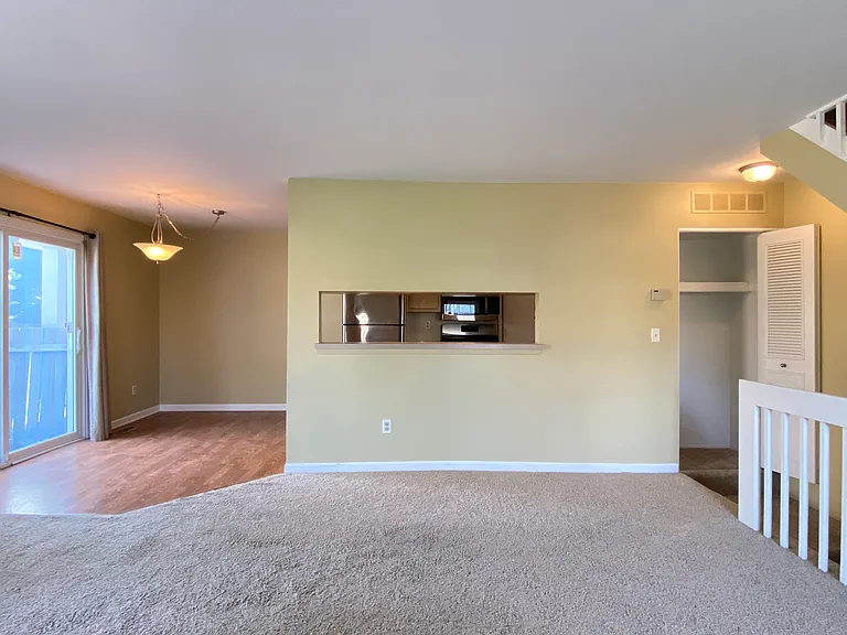 23525 Stonehenge Blvd — Photo 4