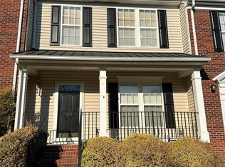 231 Hadley Commons Dr, Mauldin, SC 29662
