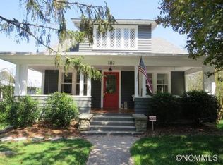 1112 Patton St, Hendersonville, NC 28792