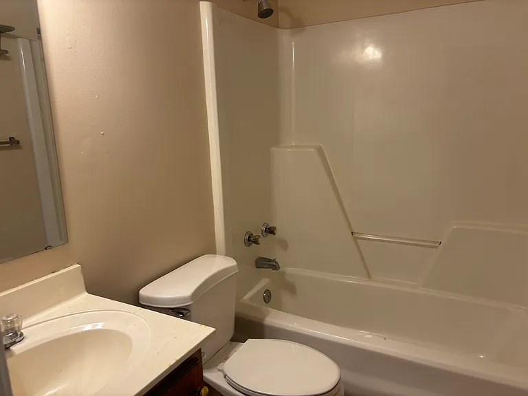 151 N Main St #2 — Photo 4