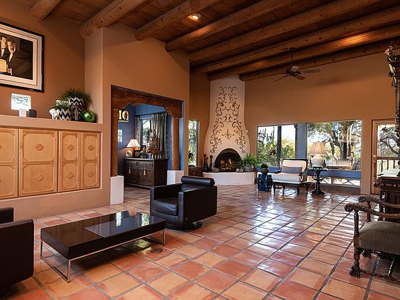 4th image of 6181 N Paseo Valdear