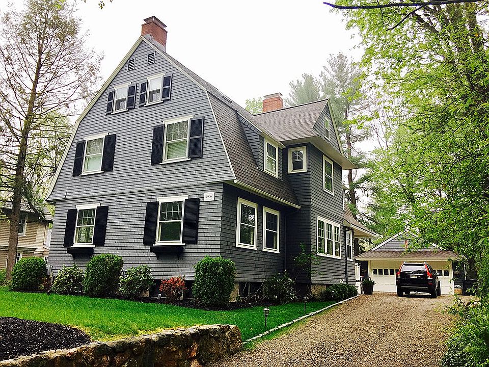 2nd image of 8 Cottage St
