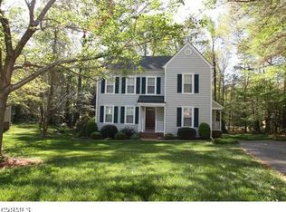 5817 Laurel Trail Ct, Midlothian, VA 23112