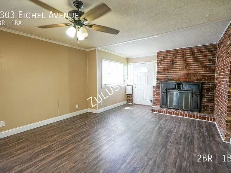 1303 E Eichel Ave — Photo 3