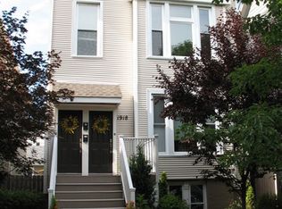 1918 W Cuyler Ave, Chicago, IL 60613